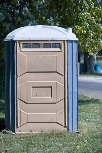 Best Local porta potty services  in Baldwyn, MS